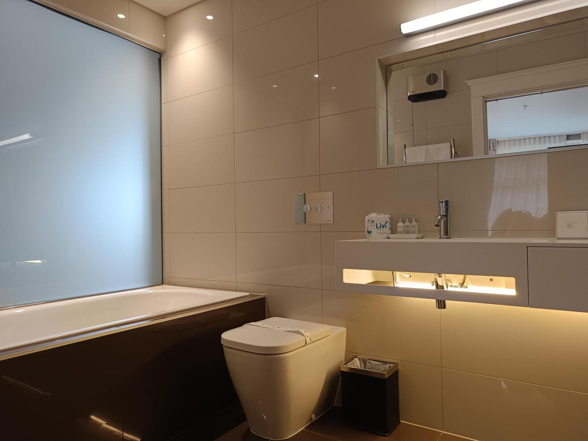 Hackthorne Gardens Luxury Accommodation Крайстчърч Екстериор снимка
