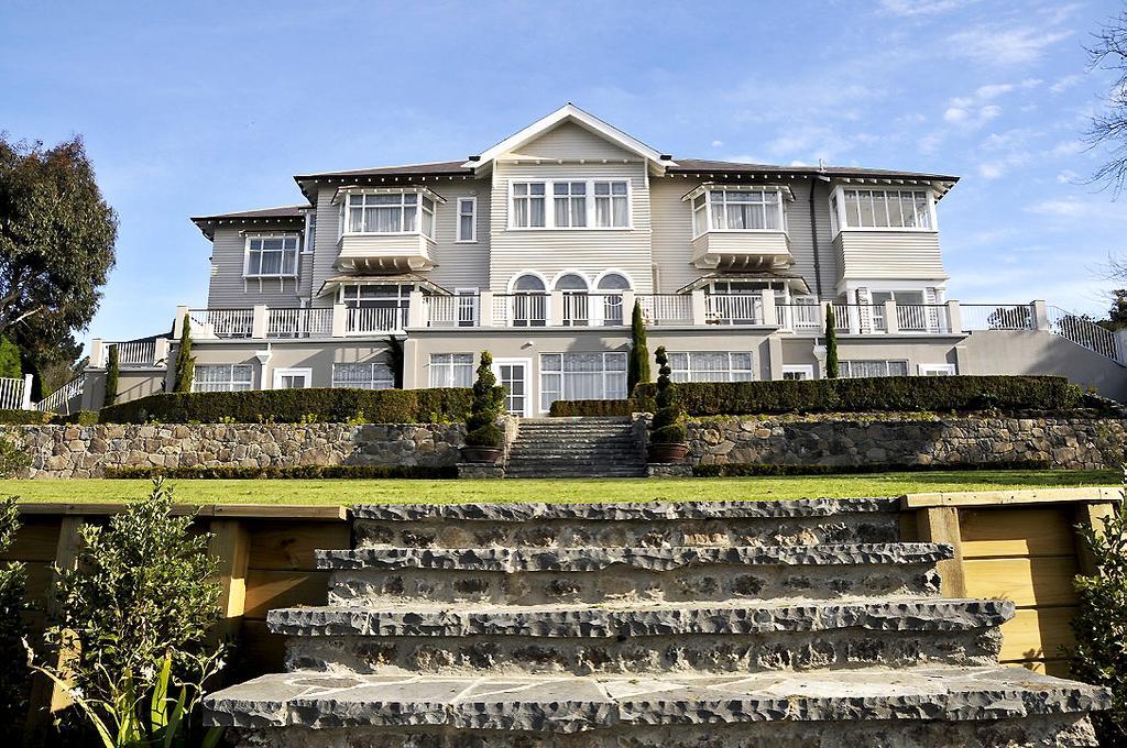 Hackthorne Gardens Luxury Accommodation Крайстчърч Екстериор снимка
