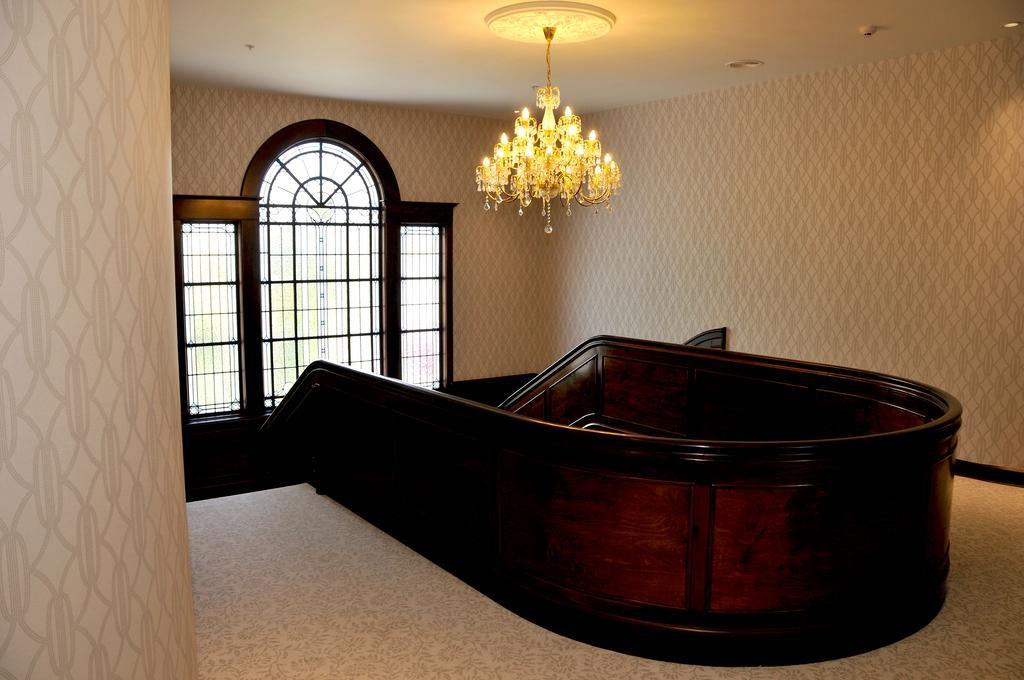 Hackthorne Gardens Luxury Accommodation Крайстчърч Екстериор снимка