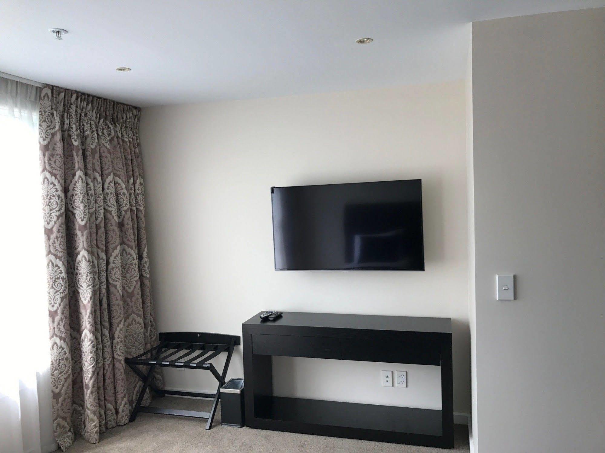 Hackthorne Gardens Luxury Accommodation Крайстчърч Екстериор снимка