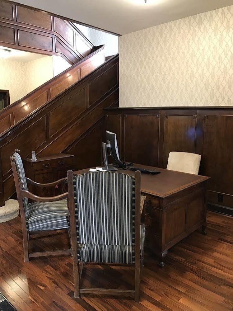 Hackthorne Gardens Luxury Accommodation Крайстчърч Екстериор снимка