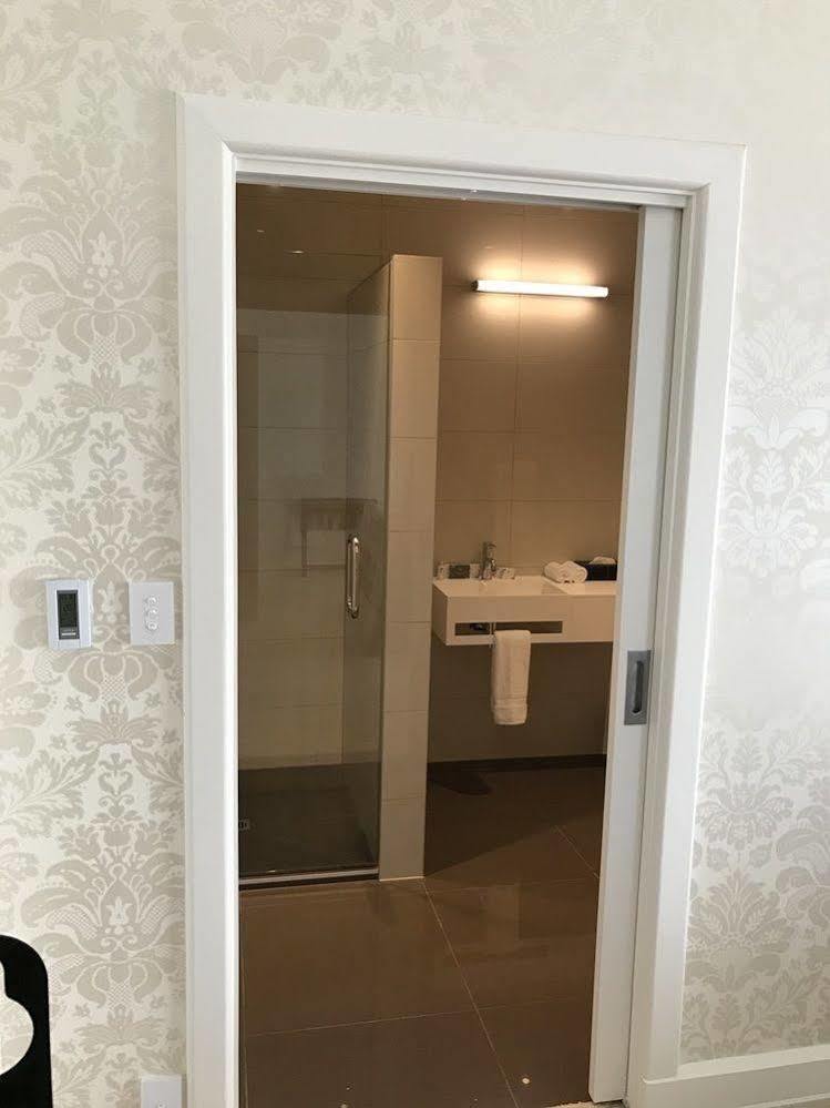 Hackthorne Gardens Luxury Accommodation Крайстчърч Екстериор снимка