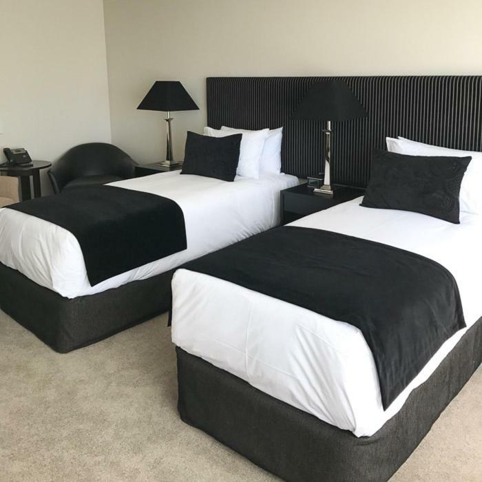 Hackthorne Gardens Luxury Accommodation Крайстчърч Екстериор снимка